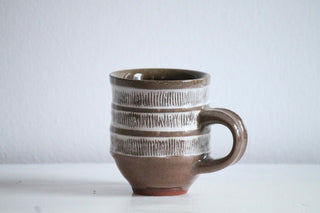 Textured Slip Mug